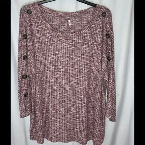 Silverwear long  sleeve knit top w/ Wood, button